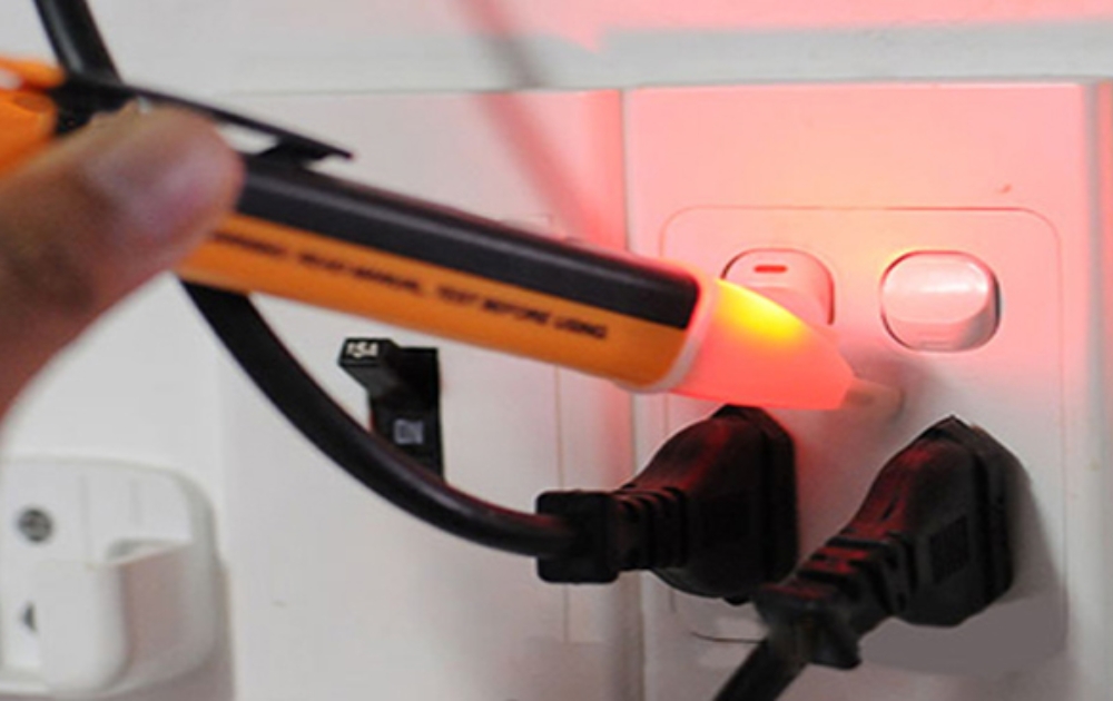 cách dùng bút thử điện