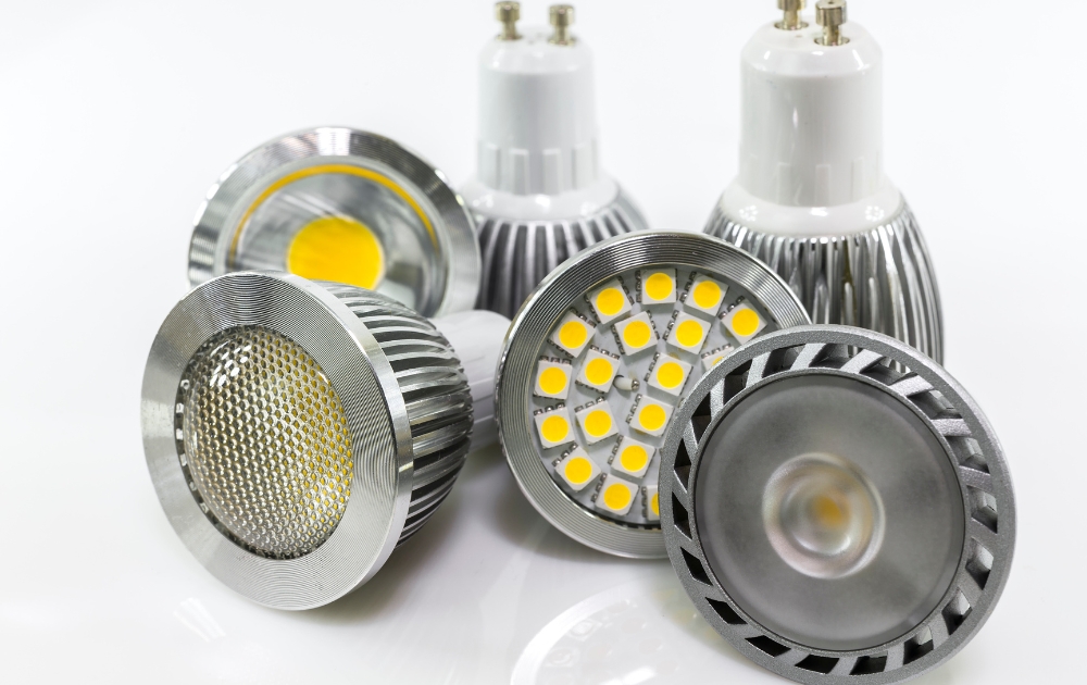 bộ phận nào của đèn led phát ra ánh sáng? Chip LED