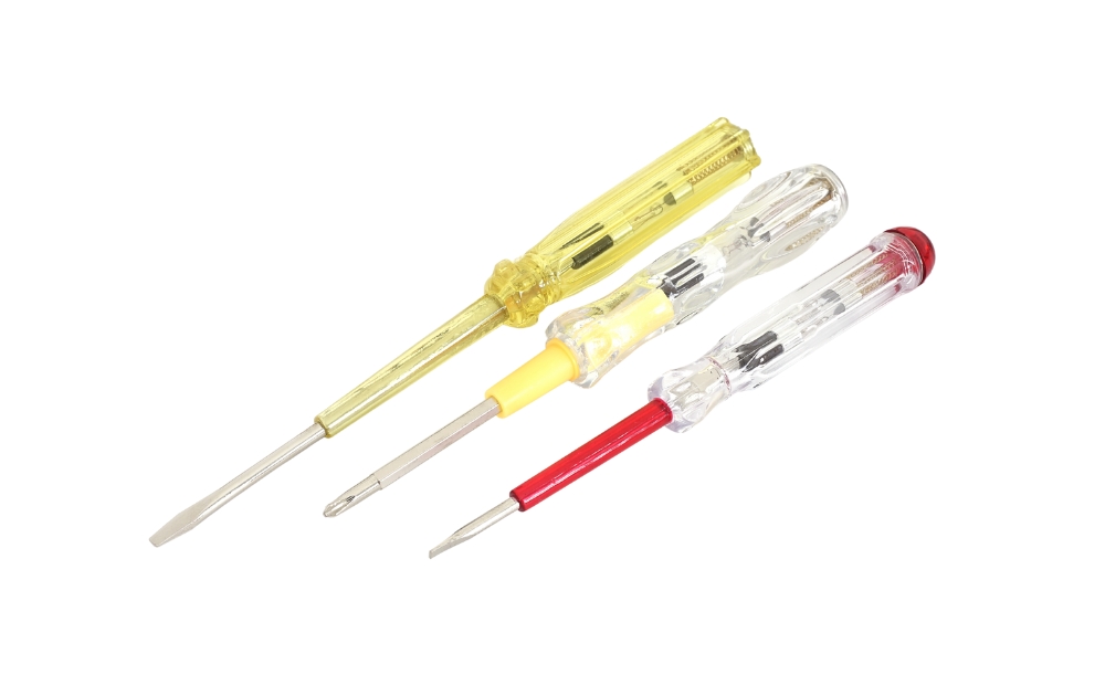 kiểm tra bút thử điện