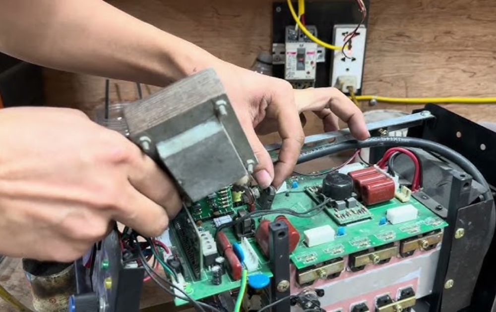 cách sửa máy hàn điện tử