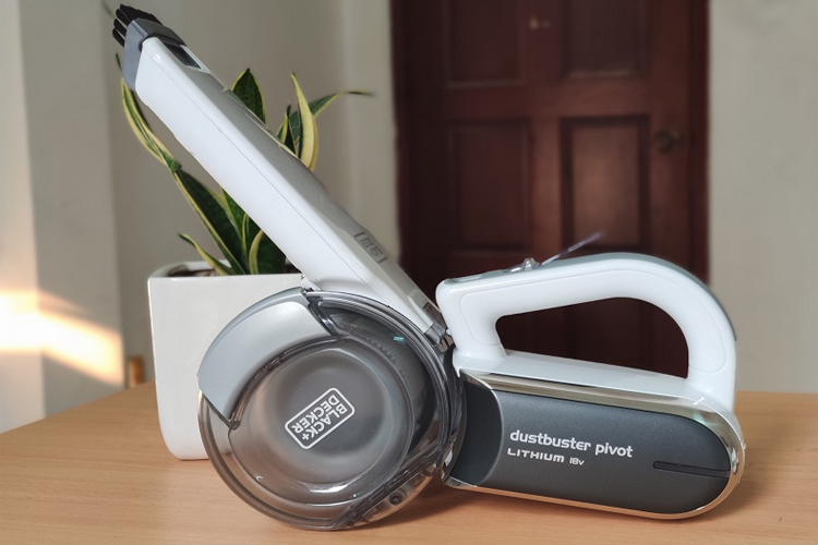 Black&Decker PV1820L-GB 18V battery-powered vacuum cleaner