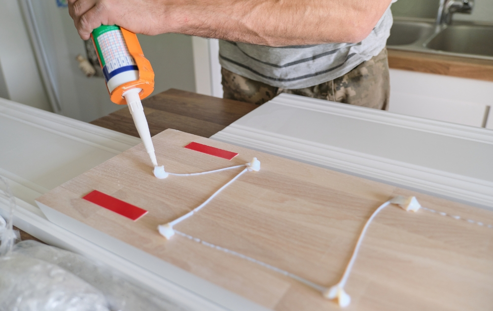 Các loại keo dán gỗ phổ biến, cách sử dụng và lưu ý quan trọng
