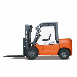 Xe nâng ngồi lái động cơ WG3800 Heli CPQYD40-KU2K2