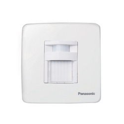 Đèn gắn tường soi lối đi có cảm biến hồng ngoại và ánh sáng Panasonic WMT707-VN màu trắng
