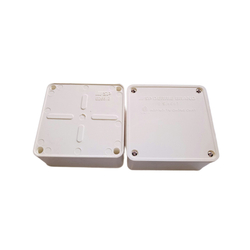 Hộp nối dây tự chống cháy 110x110x50 SINO E265/2 (không lổ)
