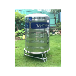 Tan Thanh 700 liter vertical stainless steel water tank