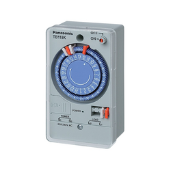 Công tắc hẹn giờ 24h Panasonic TB118