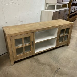 Kệ TV Gaines 1825 Interiors GNS04