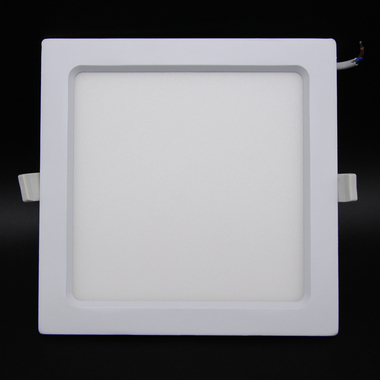Bóng đèn LED âm trần vuông 6" 15W Gata TL02-C615W ánh sáng vàng