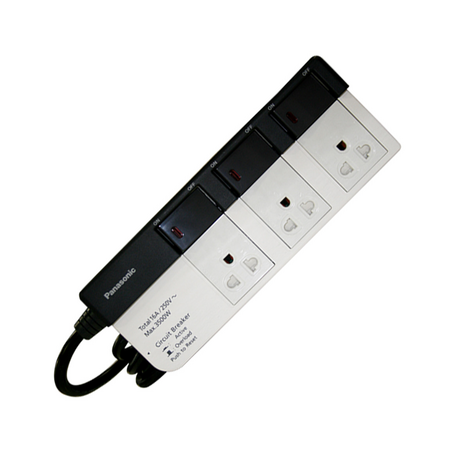 3-socket, 3-switch, 3m Panasonic WCHG28334 wired socket