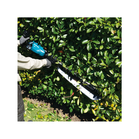 Makita UH014GZ 40V max cordless hedge trimmer