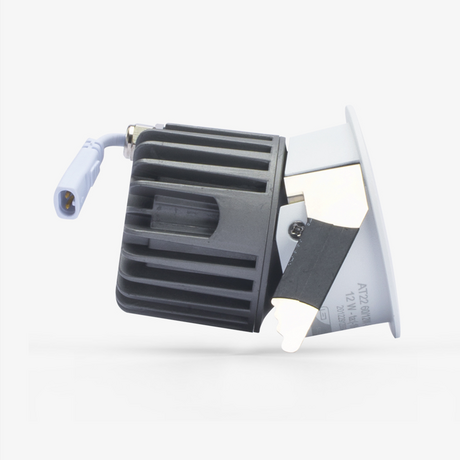Đèn Led Downlight xoay góc AT22 60/9W 5000K