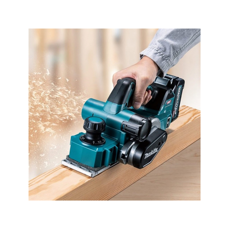 Máy bào 82mm pin 40V Max Makita KP001GZ