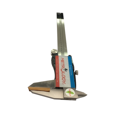 METROLOGY EC-9001WH 0-150mm electronic caliper is waterproof