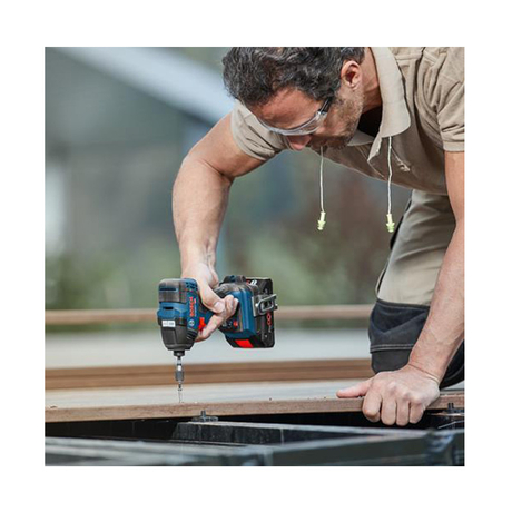 Máy vặn bu lông pin 18V BOSCH 06019G4104