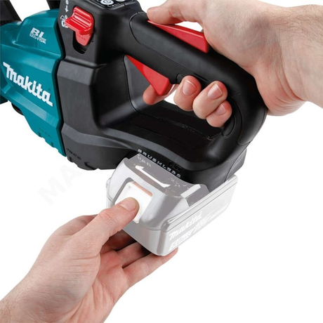 Máy tỉa hàng rào 600mm pin 18V/5.0Ah Makita DUH602RT