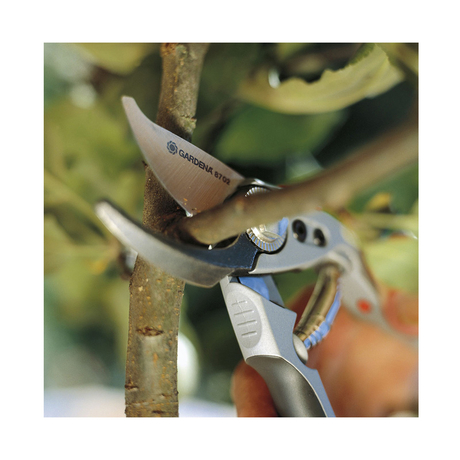 Kéo cắt tỉa cành chuyên nghiệp Gardena 08702-20