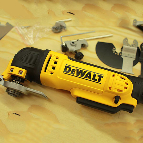 Máy cắt rung đa năng 300W Dewalt DWE315K-B1