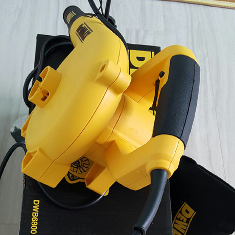 Máy thổi khí Dewalt DWB6800-B1