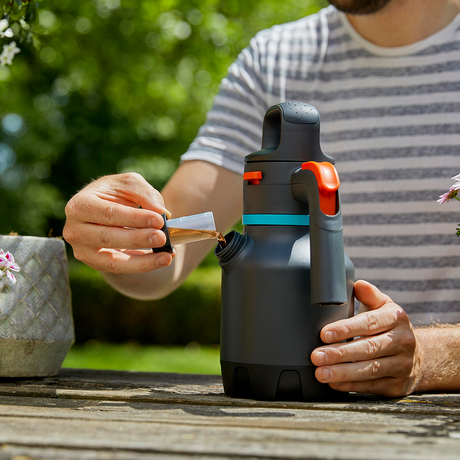 Gardena 11120-20 1.25 liter pressure watering can
