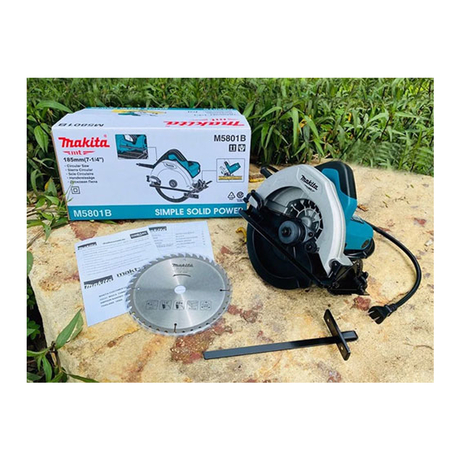 Máy cưa đĩa 185mm/1050W Makita M5801B