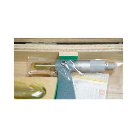 External mechanical micrometer 600-700mm Mitutoyo 104-145A