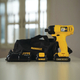 Máy khoan vặn vít động lực pin Dewalt DCF805C2-B1