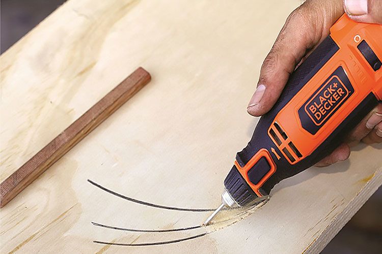 Black+Decker RT18KA-B1 carving machine