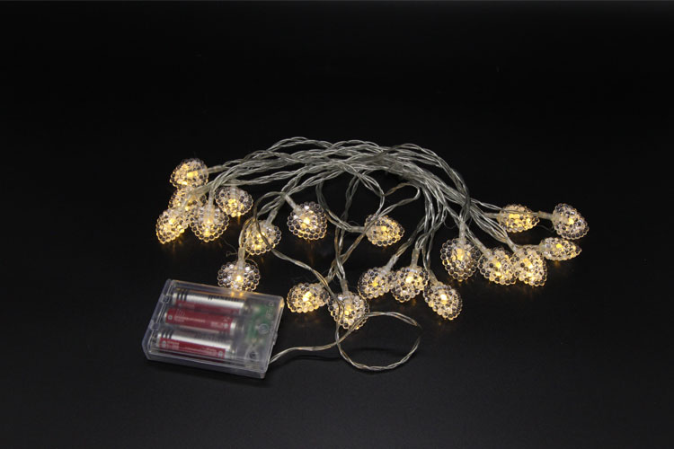 Dây đèn LED trang trí dài 5m, 20 bóng trái tim dùng pin