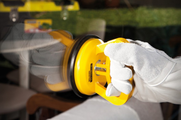 Cần trang bị bảo hộ lao động để đảm bảo an toàn khi làm việc