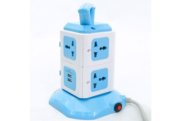 Ổ cắm nối dài Comet CES6703