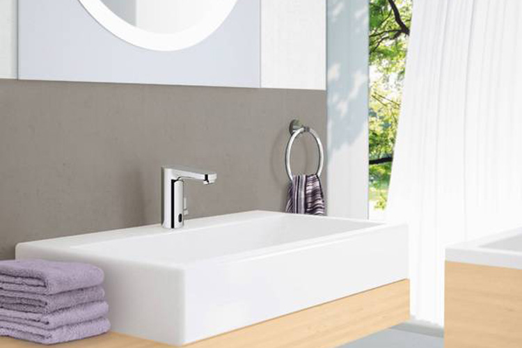 Bộ vòi lạnh cảm ứng kèm adapter Euroeco CE GROHE 36269000