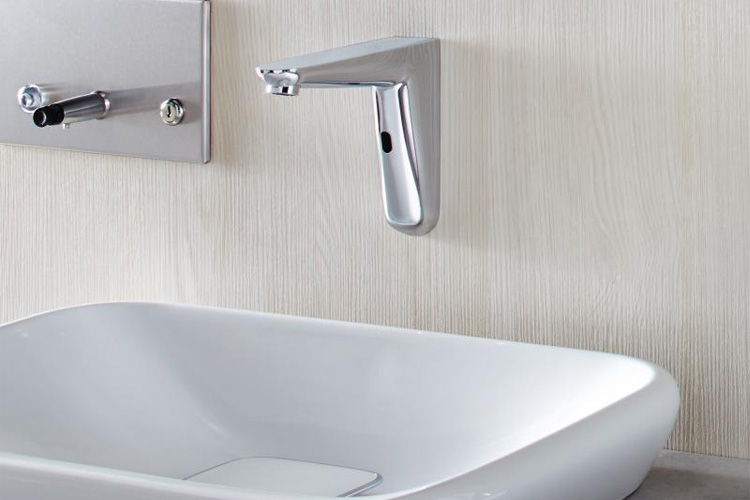 Bộ vòi cảm ứng treo tường Euroeco CE GROHE 36274000