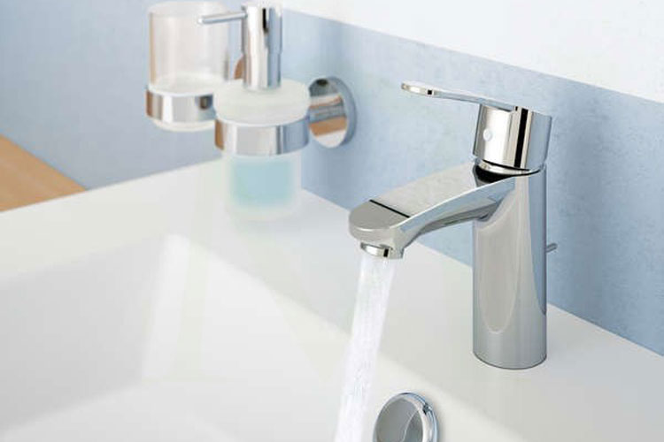 Vòi nóng lạnh S-Size Eurostyle Cosmop GROHE 33552002