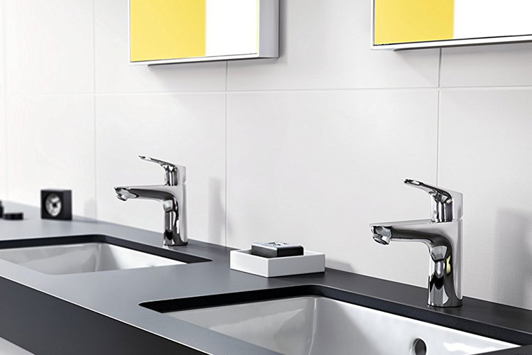 Bộ vòi nóng lạnh BauLoop smooth body GROHE 32854000