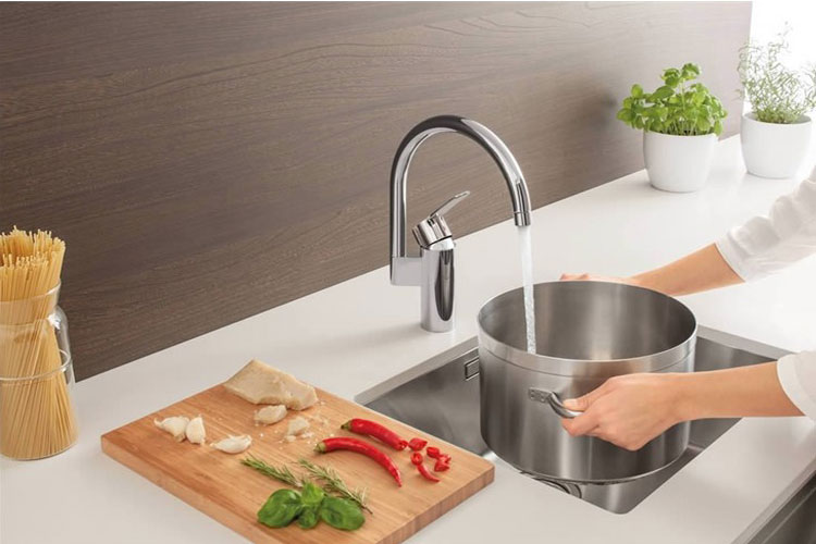 Vòi bếp nóng lạnh 339mm Eurostyle Cosmo GROHE 30221002