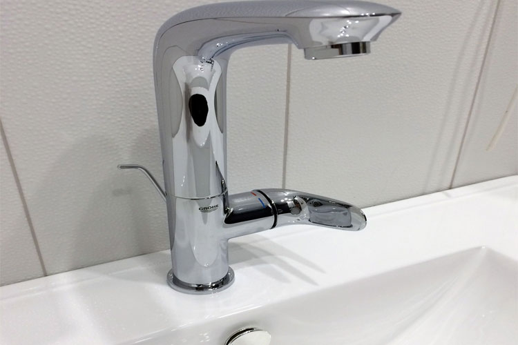 Vòi trộn nóng lạnh Eurostyle L Size GROHE 23718003
