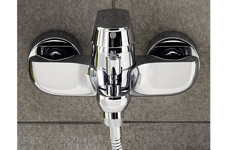 Bộ trộn nổi 2 chế độ EurosmartCosmo GROHE 32831000