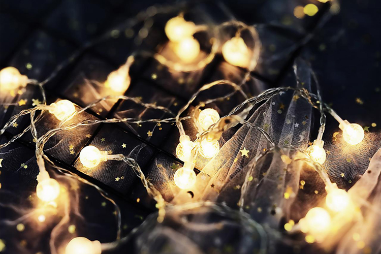 Dây đèn LED trang trí dài 5m, 20 bóng tròn màu trắng đục dùng pin