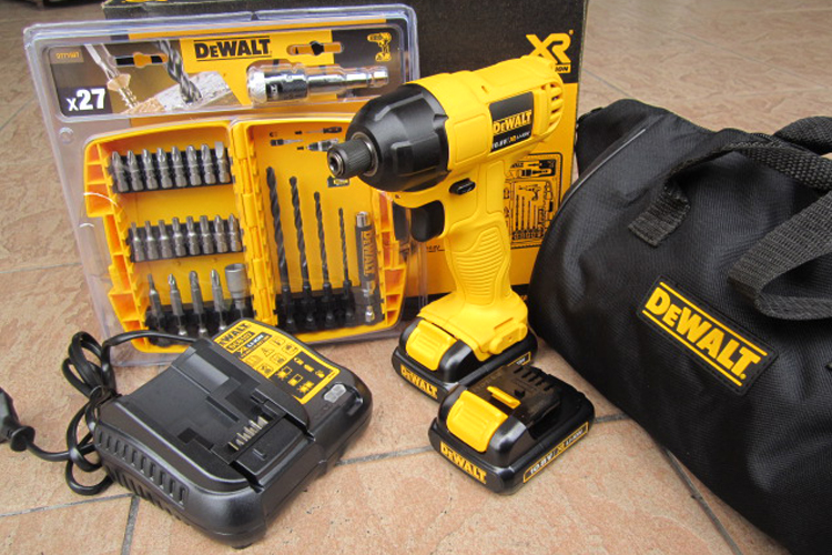 Máy vặn vít động lực pin và phụ kiện Dewalt DCF805C2A-B1