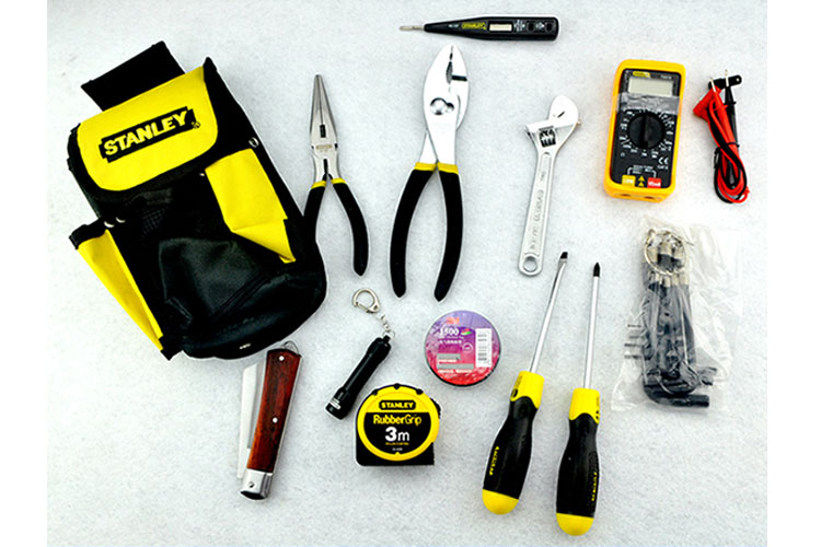 Stanley 92-005-1-23 22-piece repair tool kit