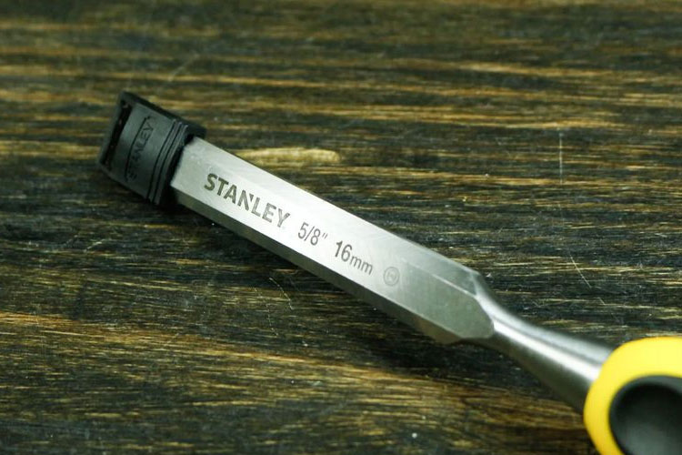 Stanley 16-278 16mm wood chisel
