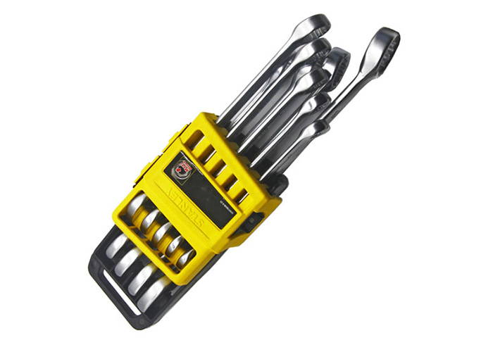 Stanley STMT78096-8 13-piece socket wrench set