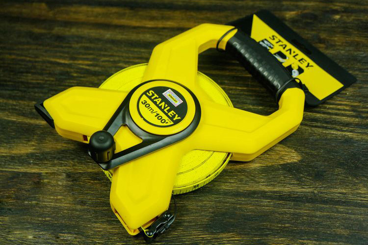 Thước dây sợi thủy tinh 30m Stanley STHT34792-8
