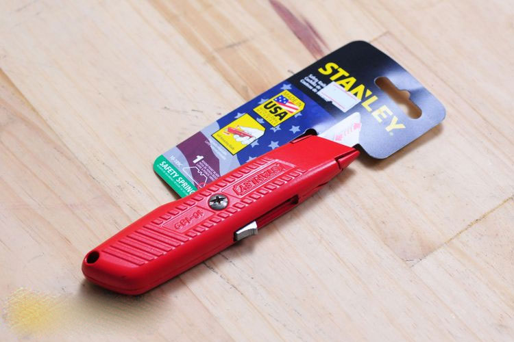 Dao rọc cáp đa năng tự động rút lưỡi Stanley 10-189C
