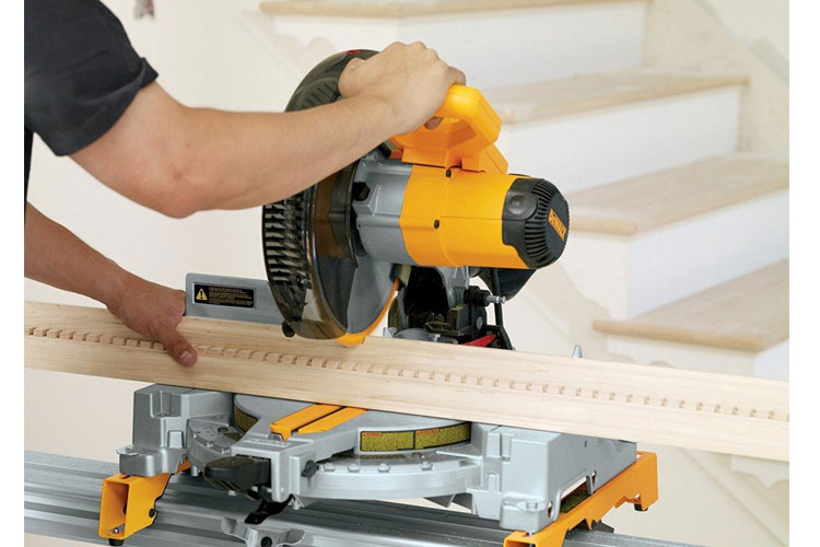 Máy cưa đa góc 1650W Dewalt DW714-B1