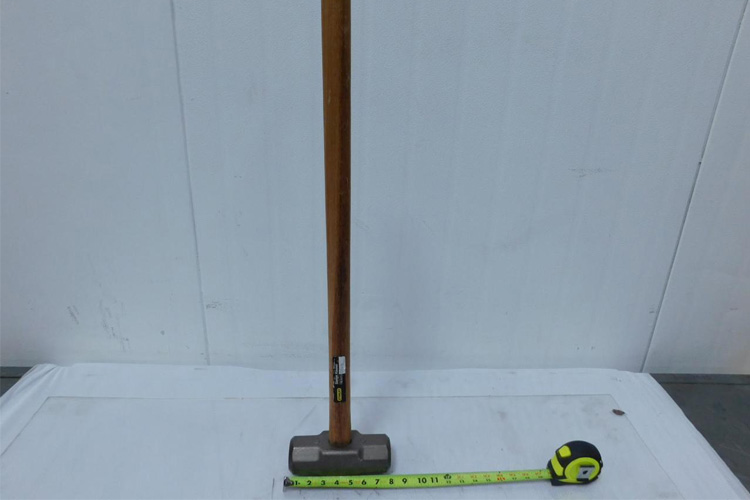 Búa tạ cán gỗ hickory 5.4kg Stanley 56-812