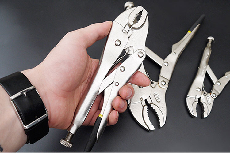 Stanley 84-367-1-S 5-inch curved beak crimping pliers