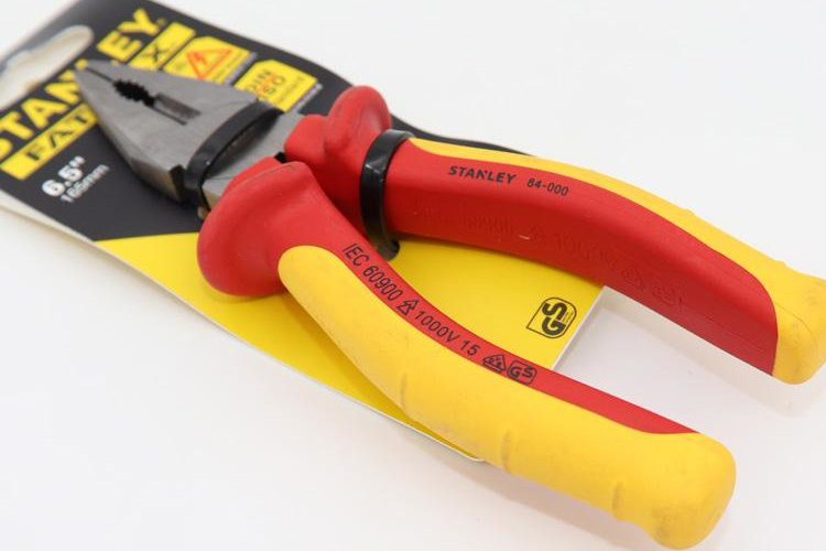 Kìm răng cách điện 6 inches 150mm Stanley 84-000
