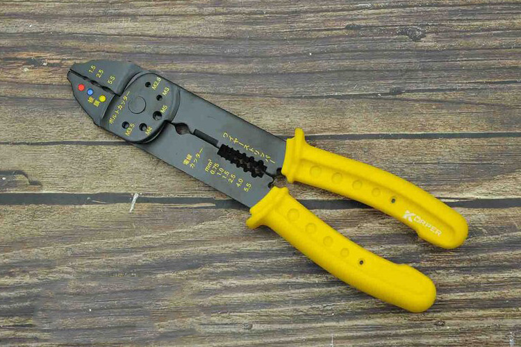 Stanley 84-253-22 crimping pliers set